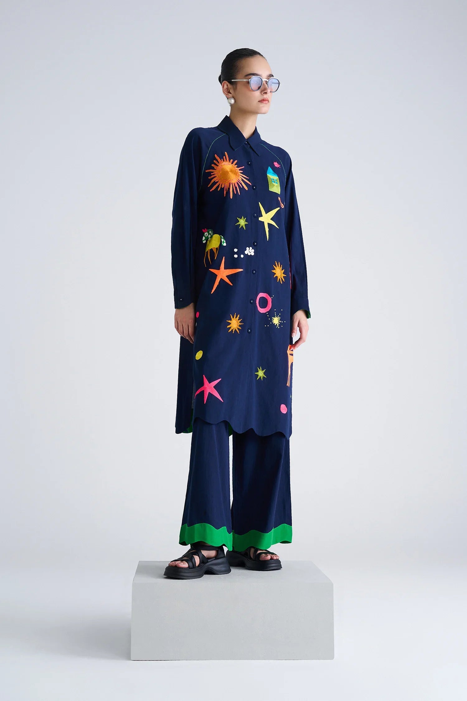 FLARED PANT OF KIDOODLE RAGLAN SLEEVE LONG SHIRT DRESS