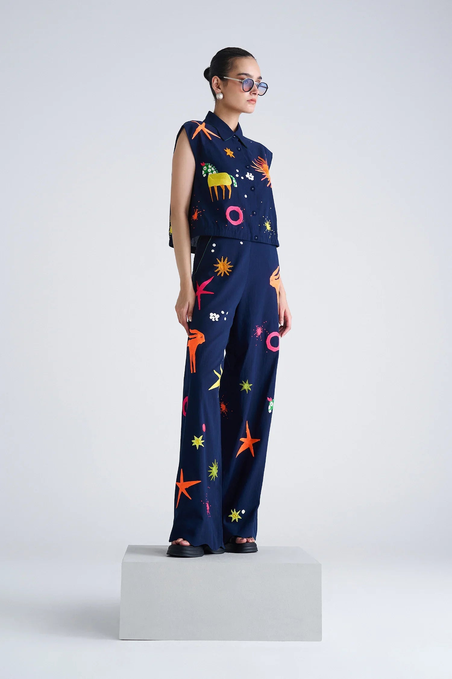 FLARED PANT OF KIDOODLE SLEEVELESS BOX SHIRT