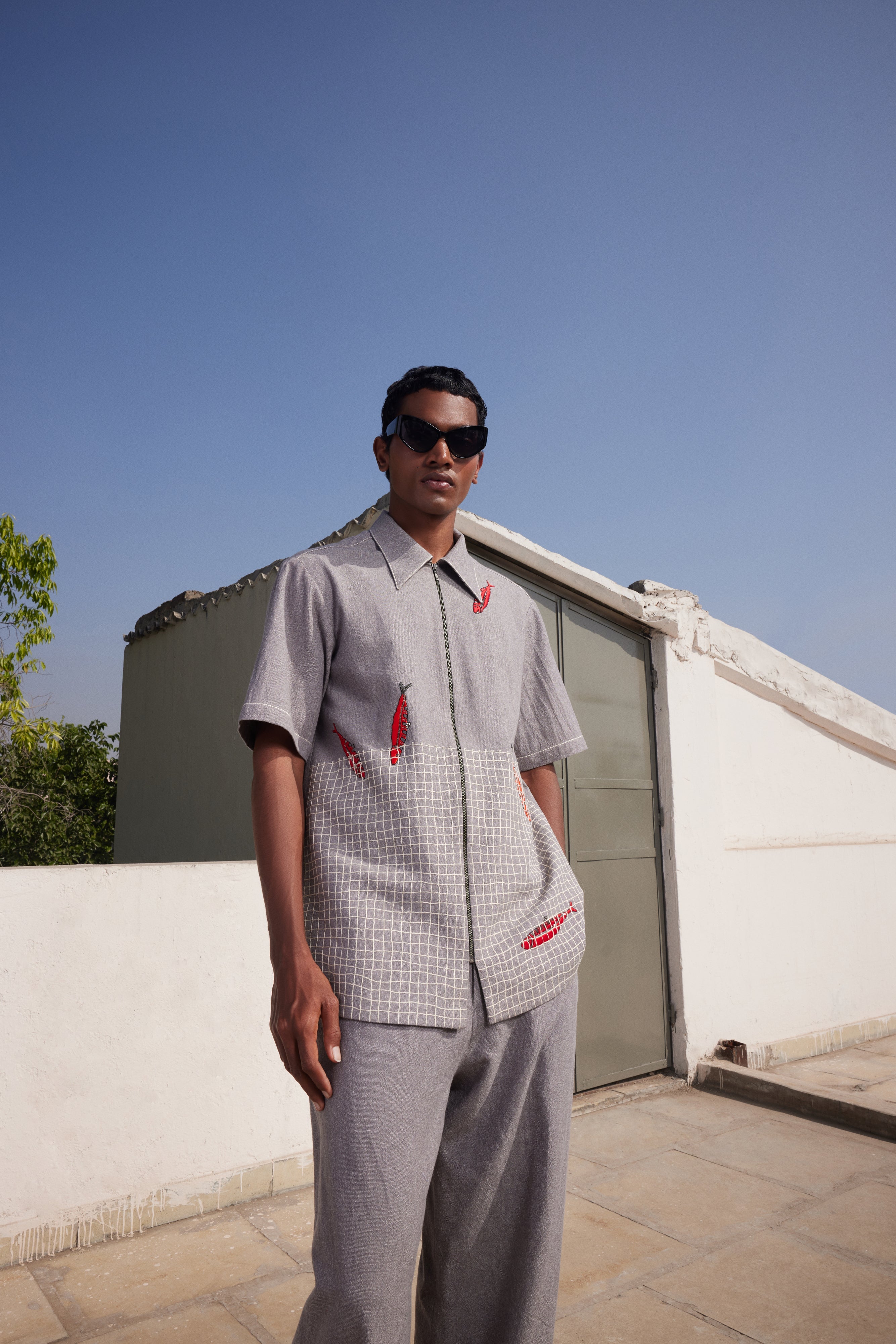 "FISH IN THE NET" HALF SLEEVE SHIRT WITH PANTS