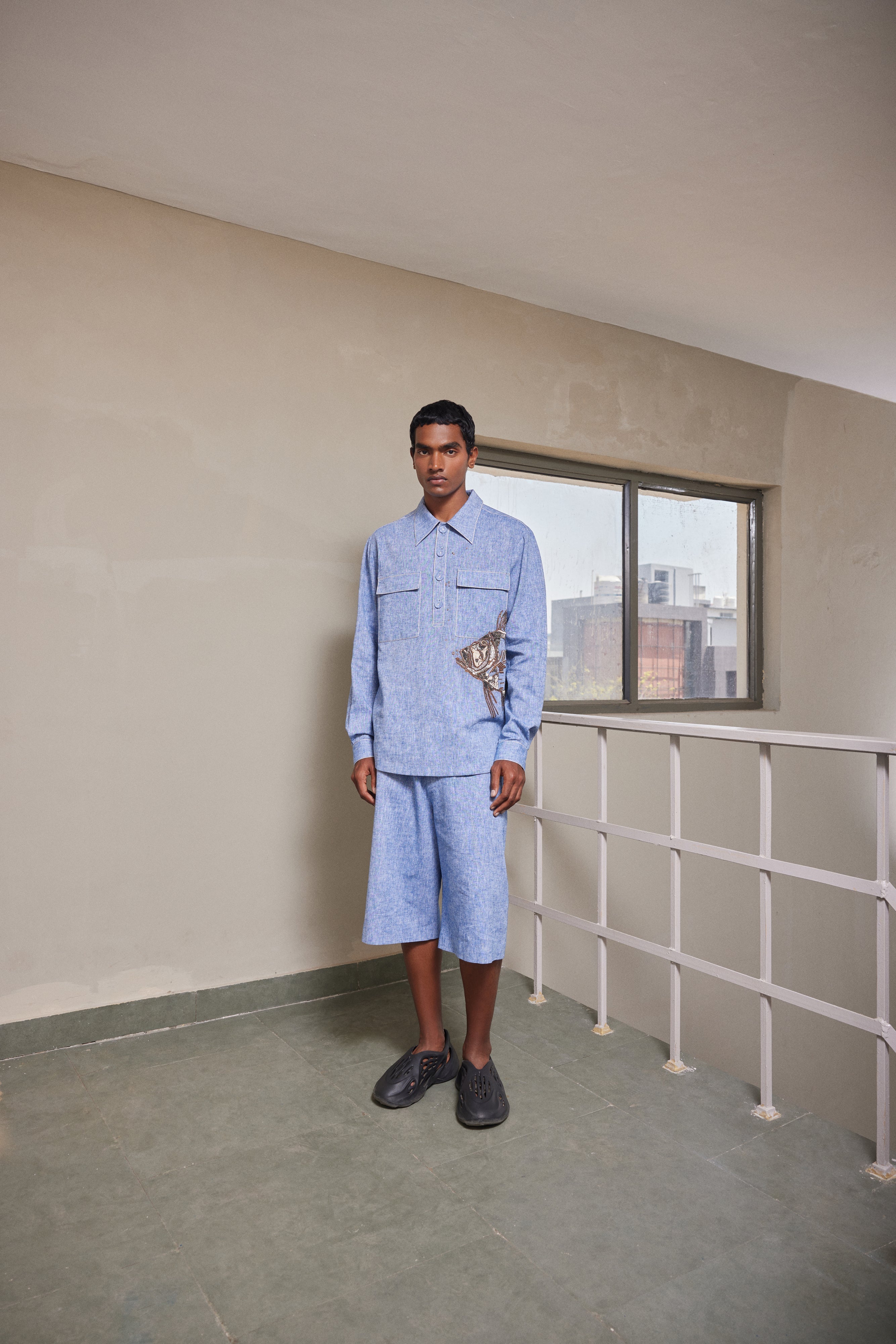 BARMUDA SHORTS OF( BIG FISH FULL SLEEVE SHIRT )