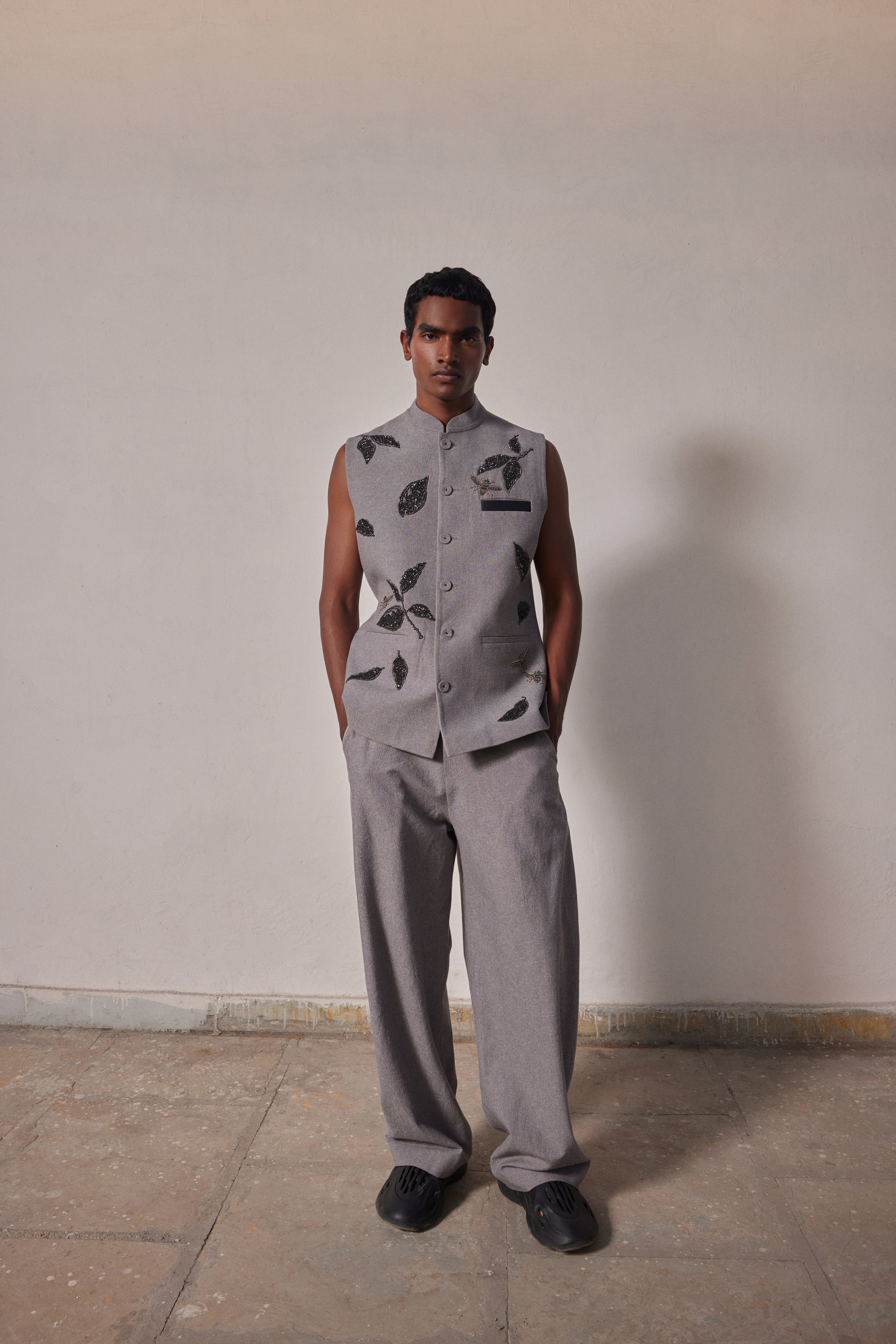 DRIFTING LEAVES NEHRU JACKET