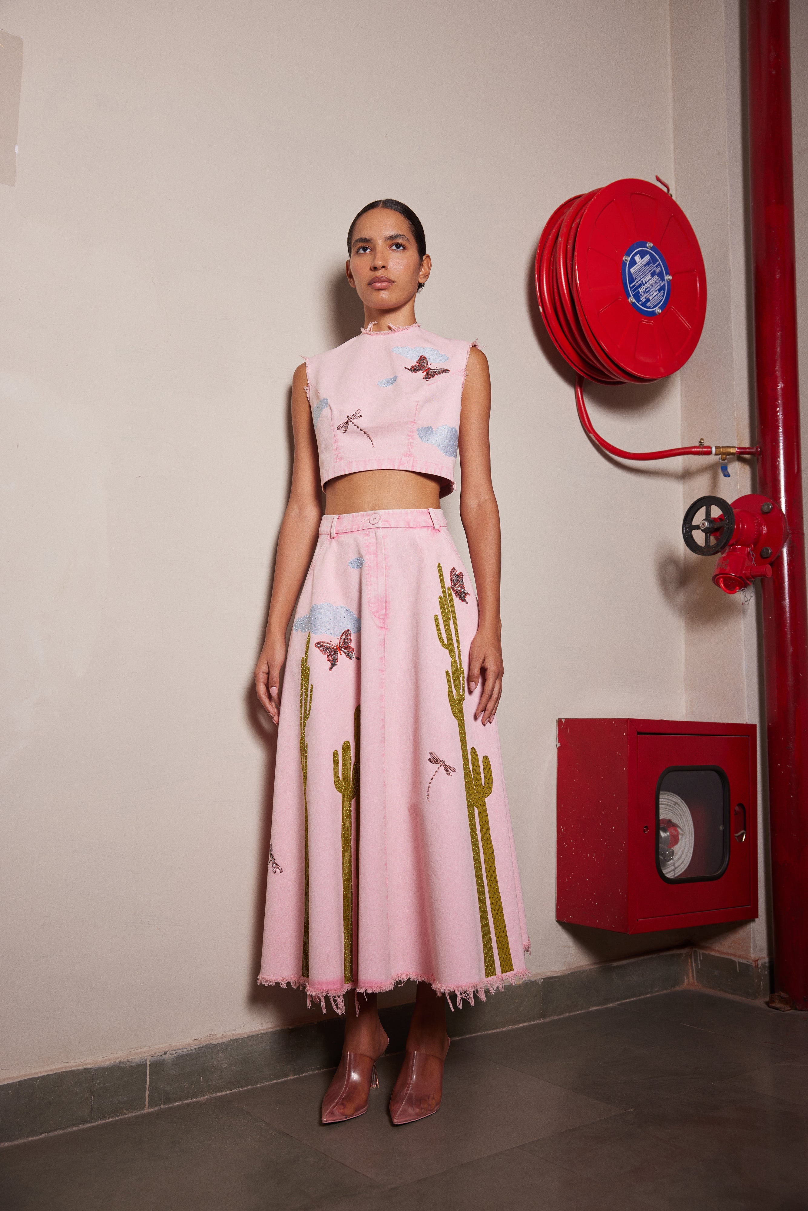 TIER SKIRT OF ( CACTUS CROP TOP )