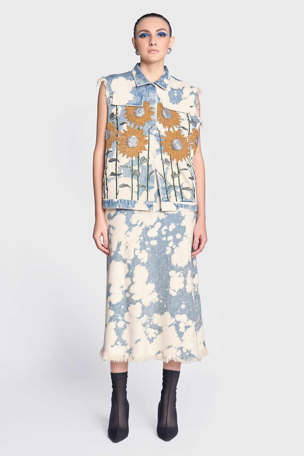 Pencil Skirt of (Sunflower Vest)