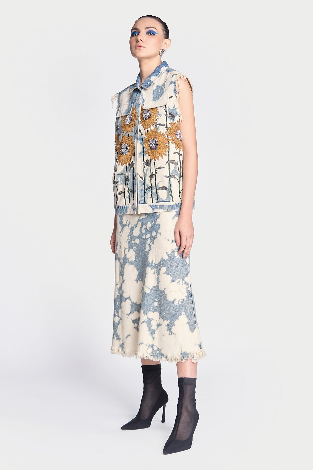 Pencil Skirt of (Sunflower Vest)