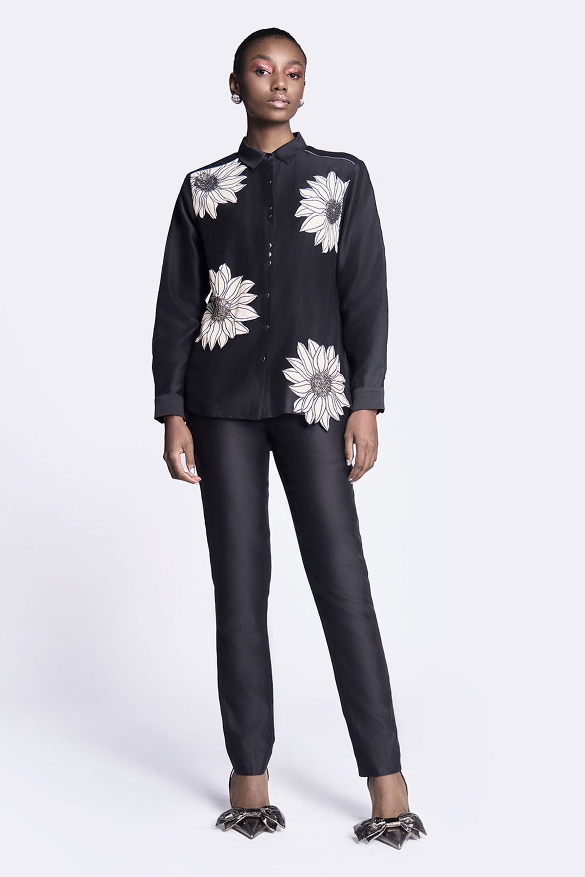 Sunflower Applique High Low Shirt With Narrow Pants
