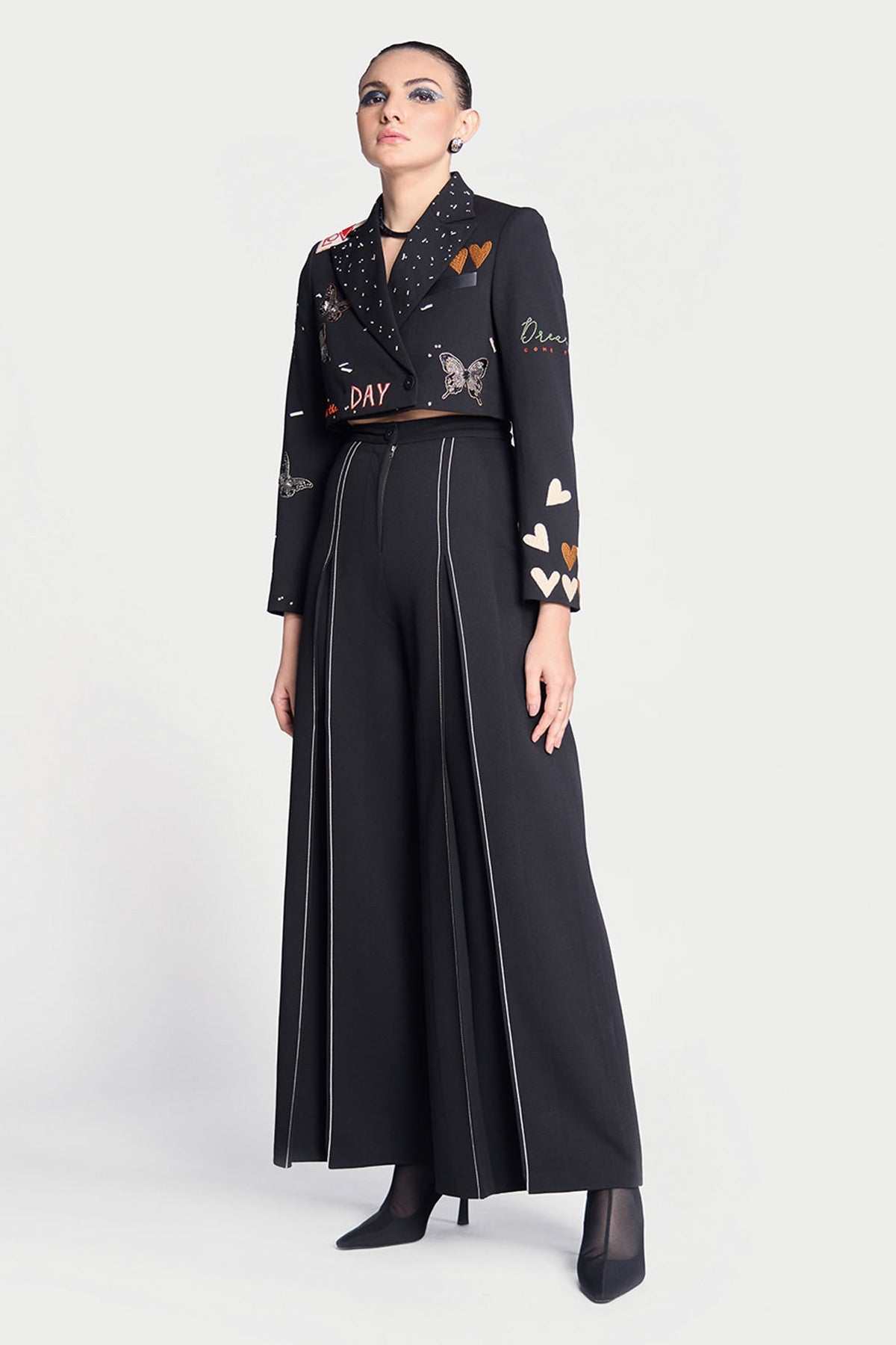 Dream Cropped Blazer