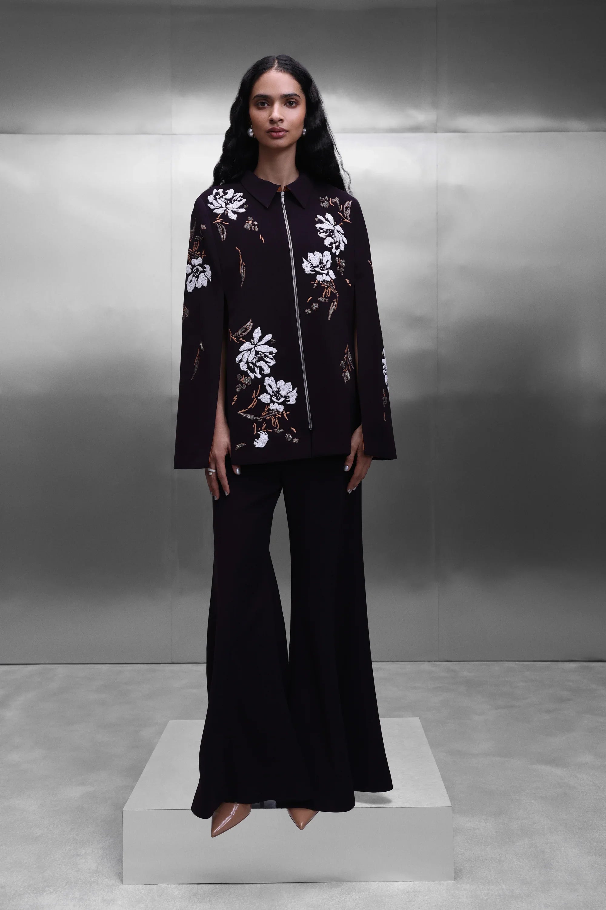 PEONIES CAPE