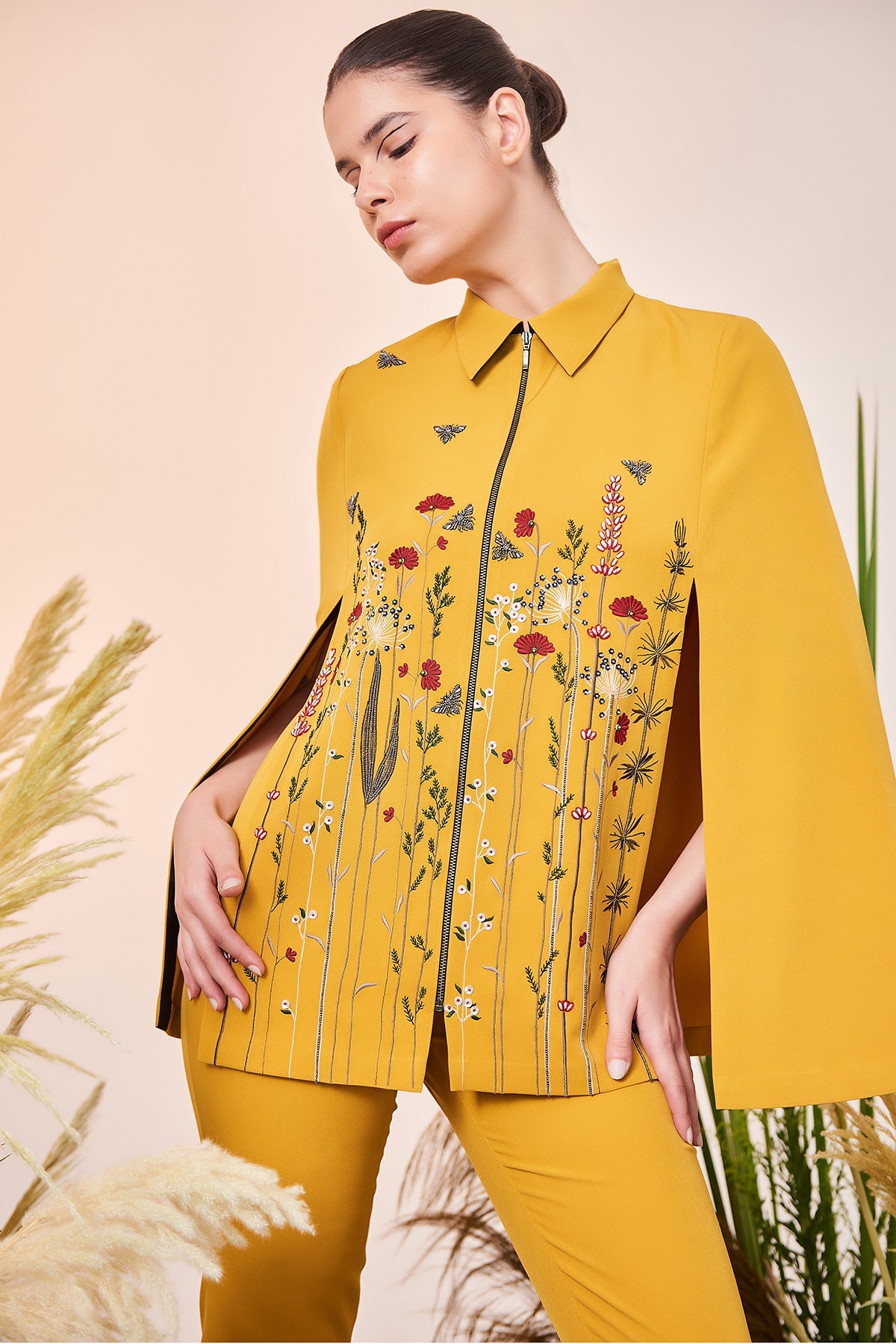 Summer Bloom Cape