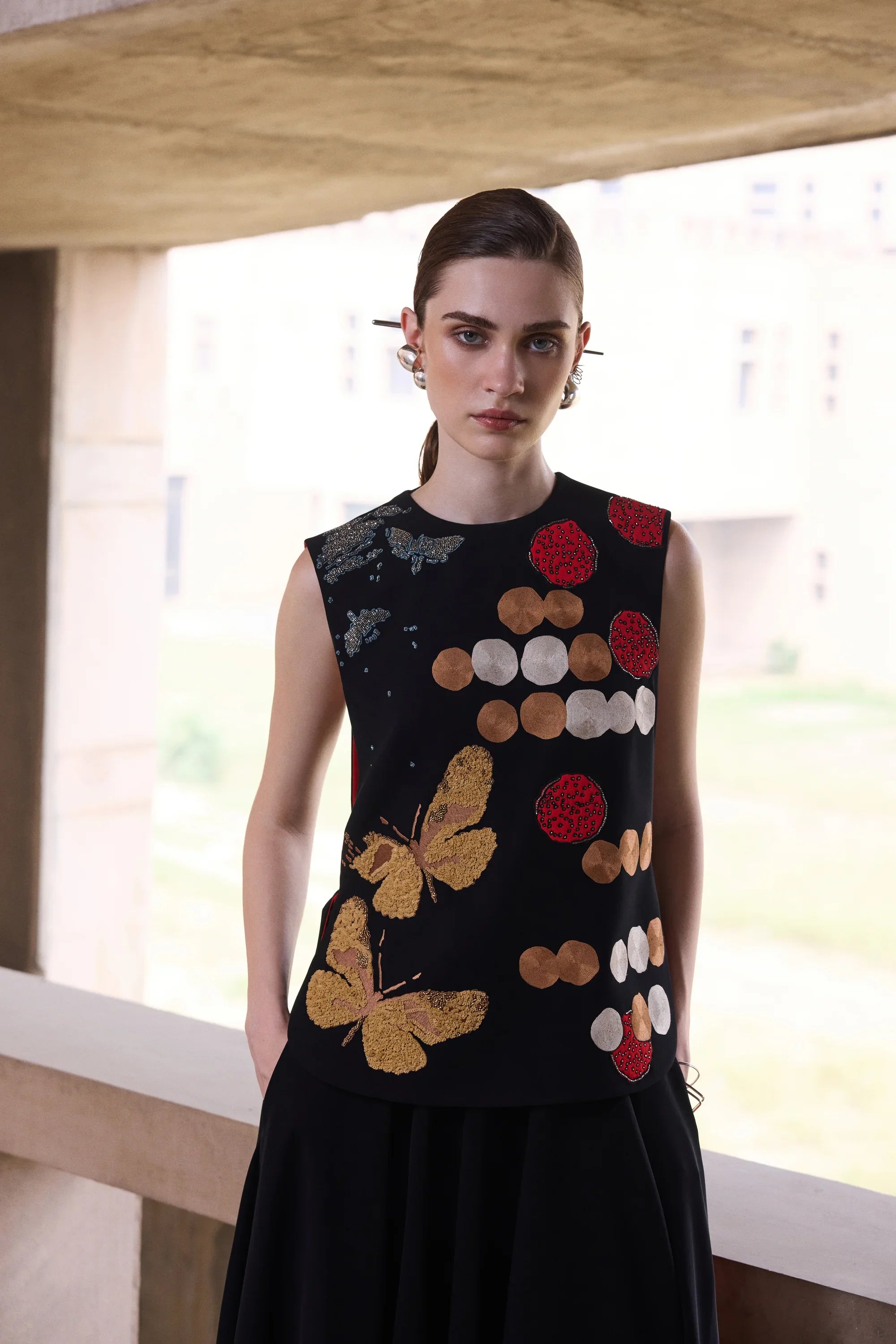 BIG WAVY CIRCULAR SKIRT OF CIRCLE AND FLUTTER OVERLAY