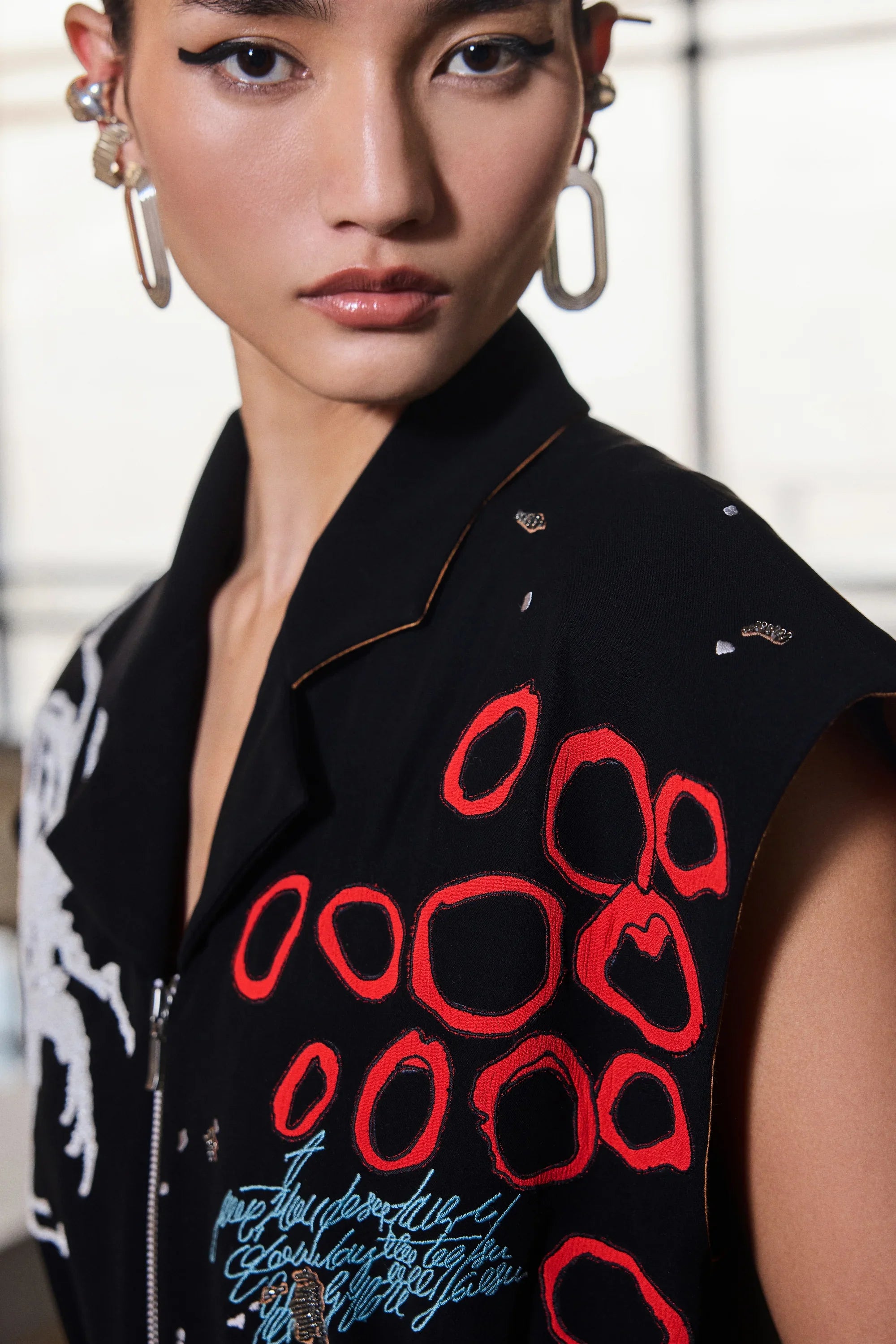 CIRCULAR SKIRT OF BUG THEORY ROBE JACKET