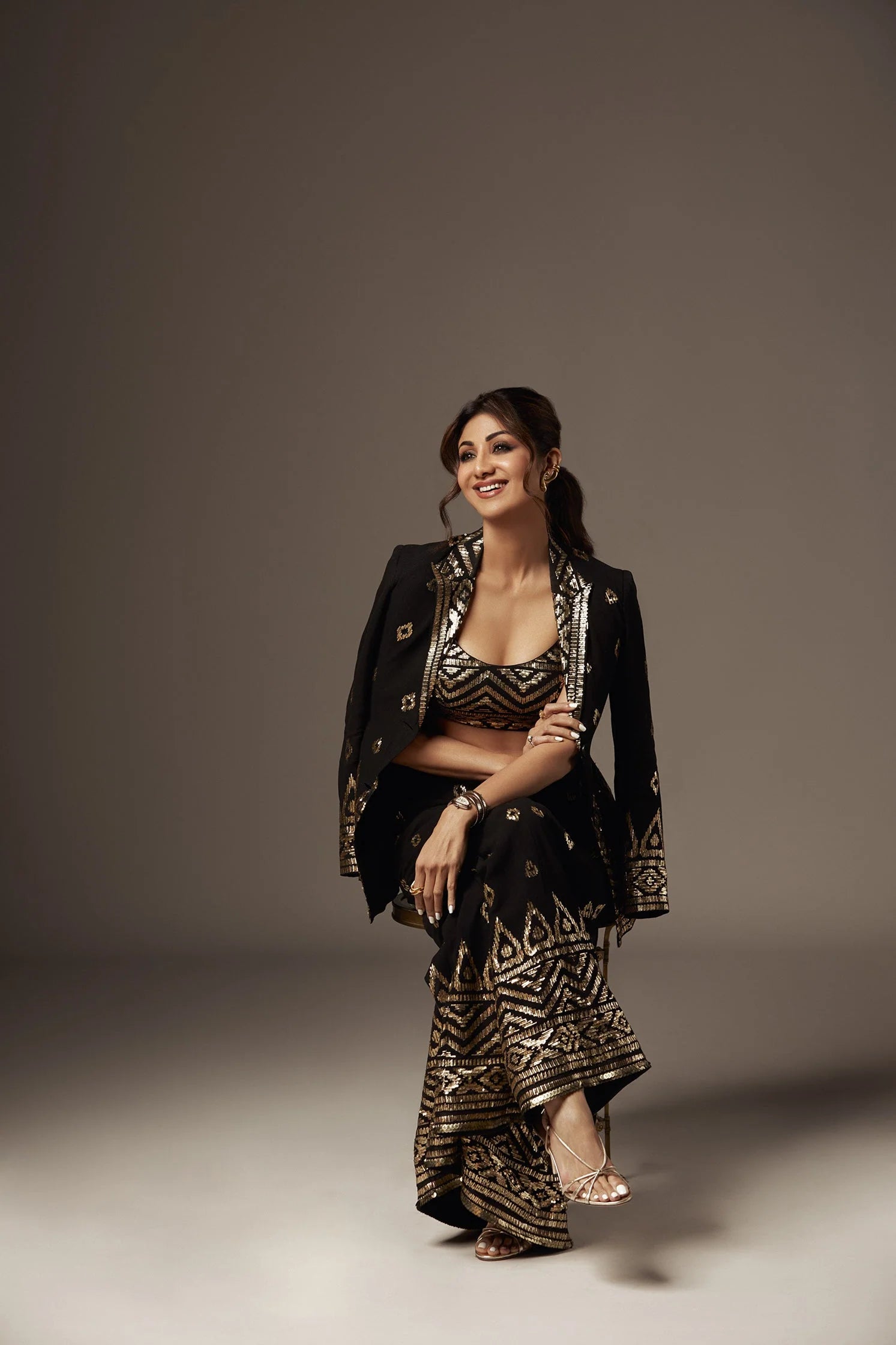 CY Shilpa Shetty In Marrakesh Sharara Set By Gopi Vaid Front 5