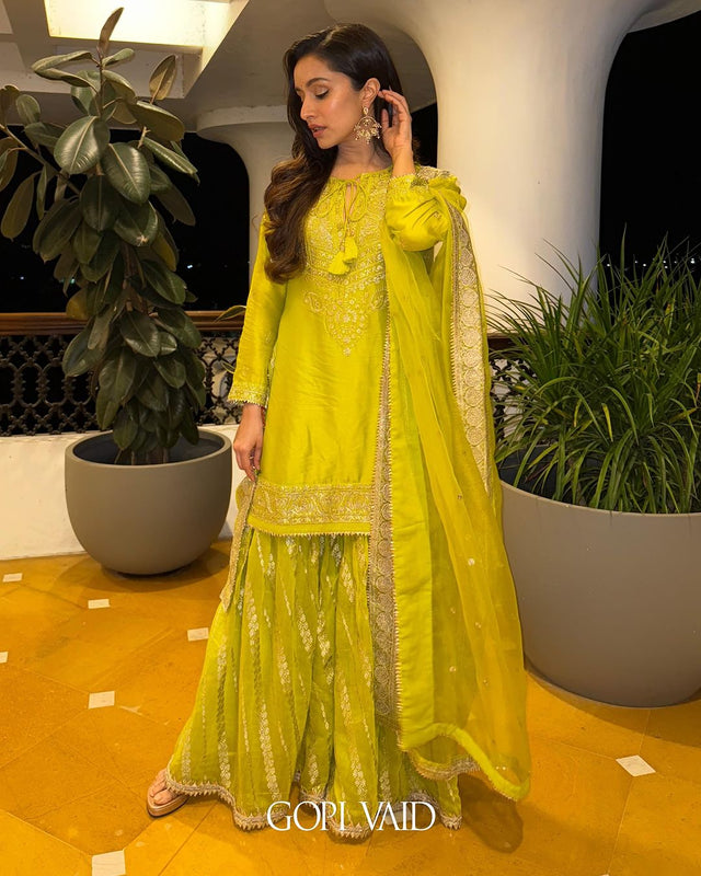 CY Shraddha Kapoor In Rati With Jamdani Sharara Set Front 1