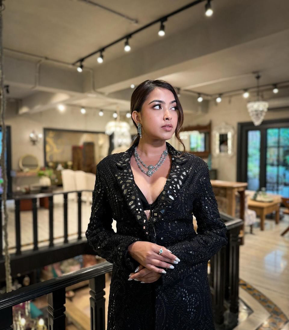 CY Trisha In Blazer & Pants Set By 29 India Closeup 1