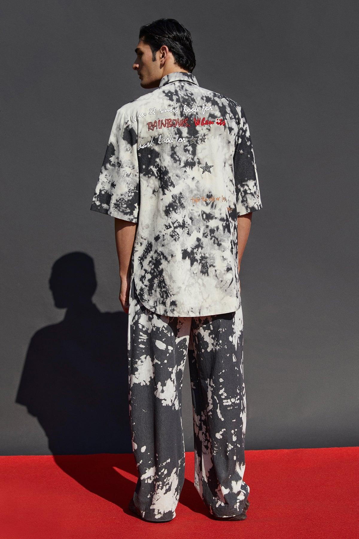 Baggy Pants Of "(Happiness In Rainbow Flap High Low Shirt)"