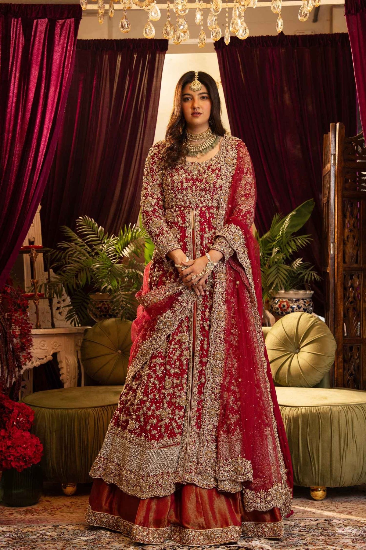 Saira Peshawas Lehenga