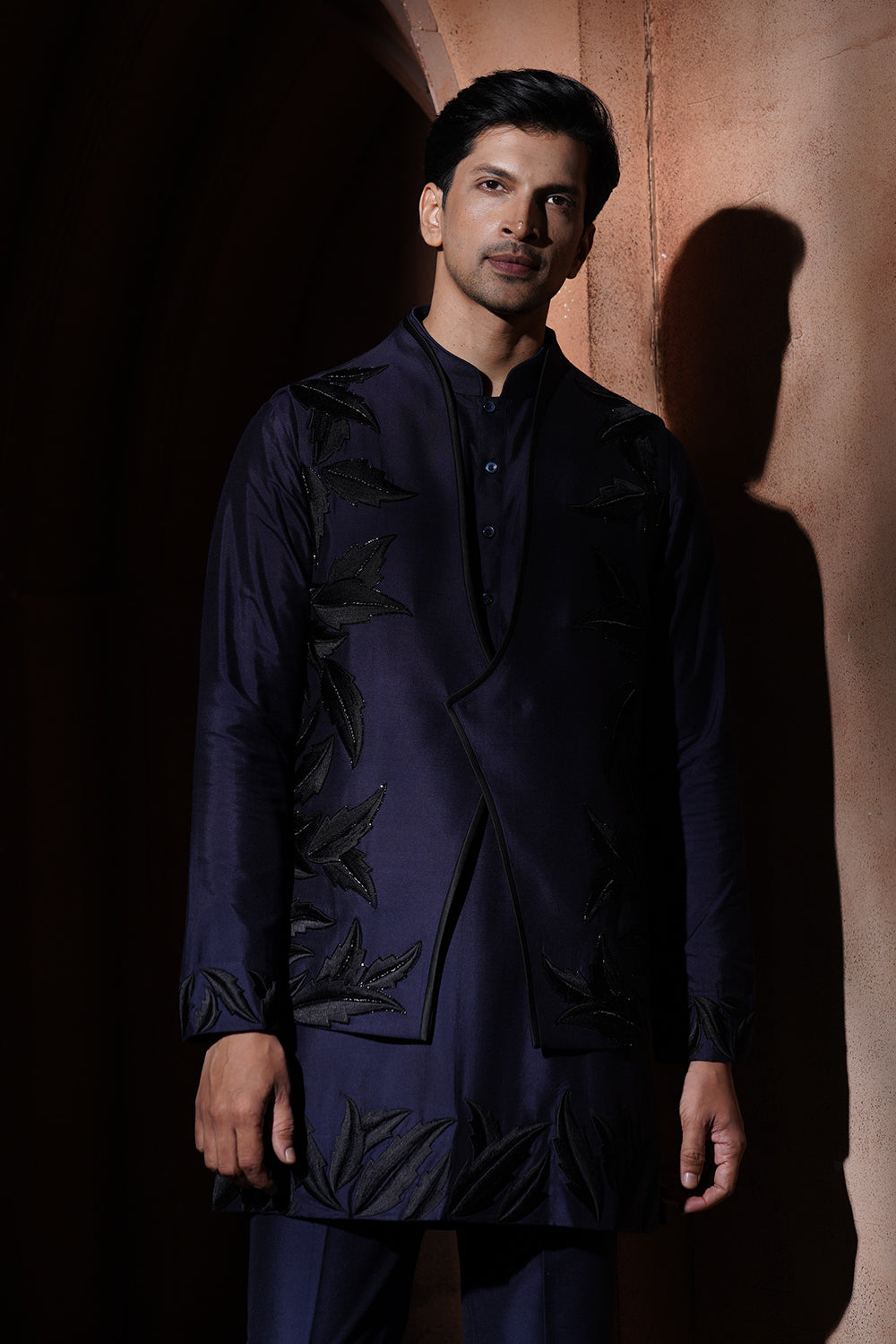 Navy Blue Leaf Embroidered Nehru Jacket Set Vmku28