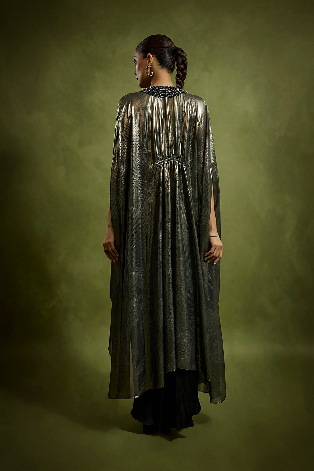 Sculpted Knot Dress with An Embossed Cape
