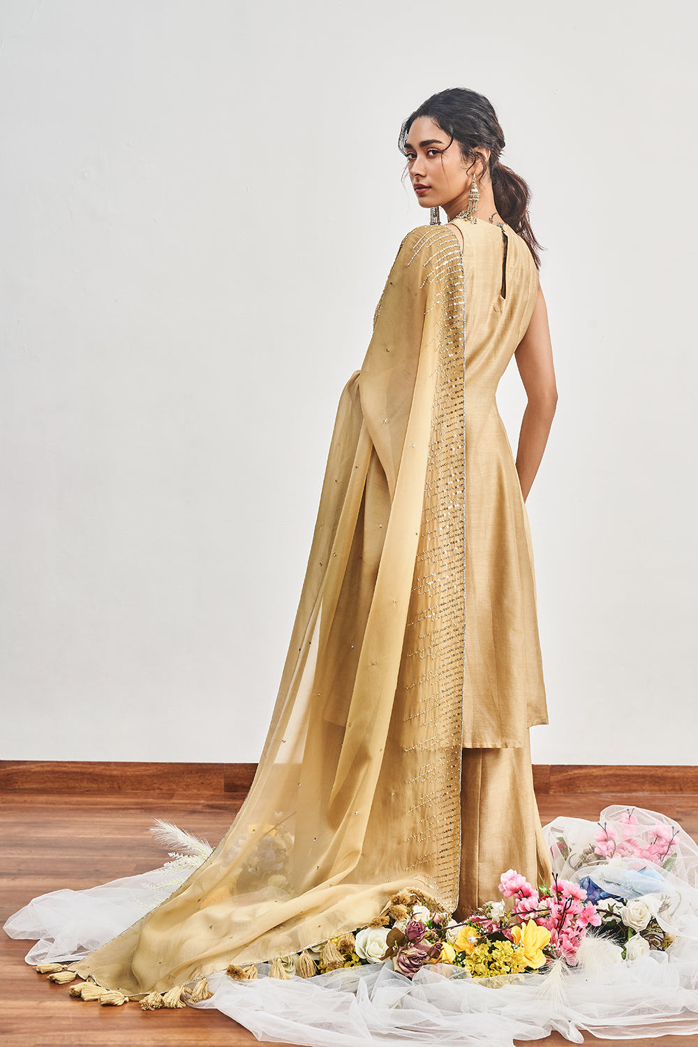 Beige Kalidaar with Beige X Olive Green Shaded Dupatta