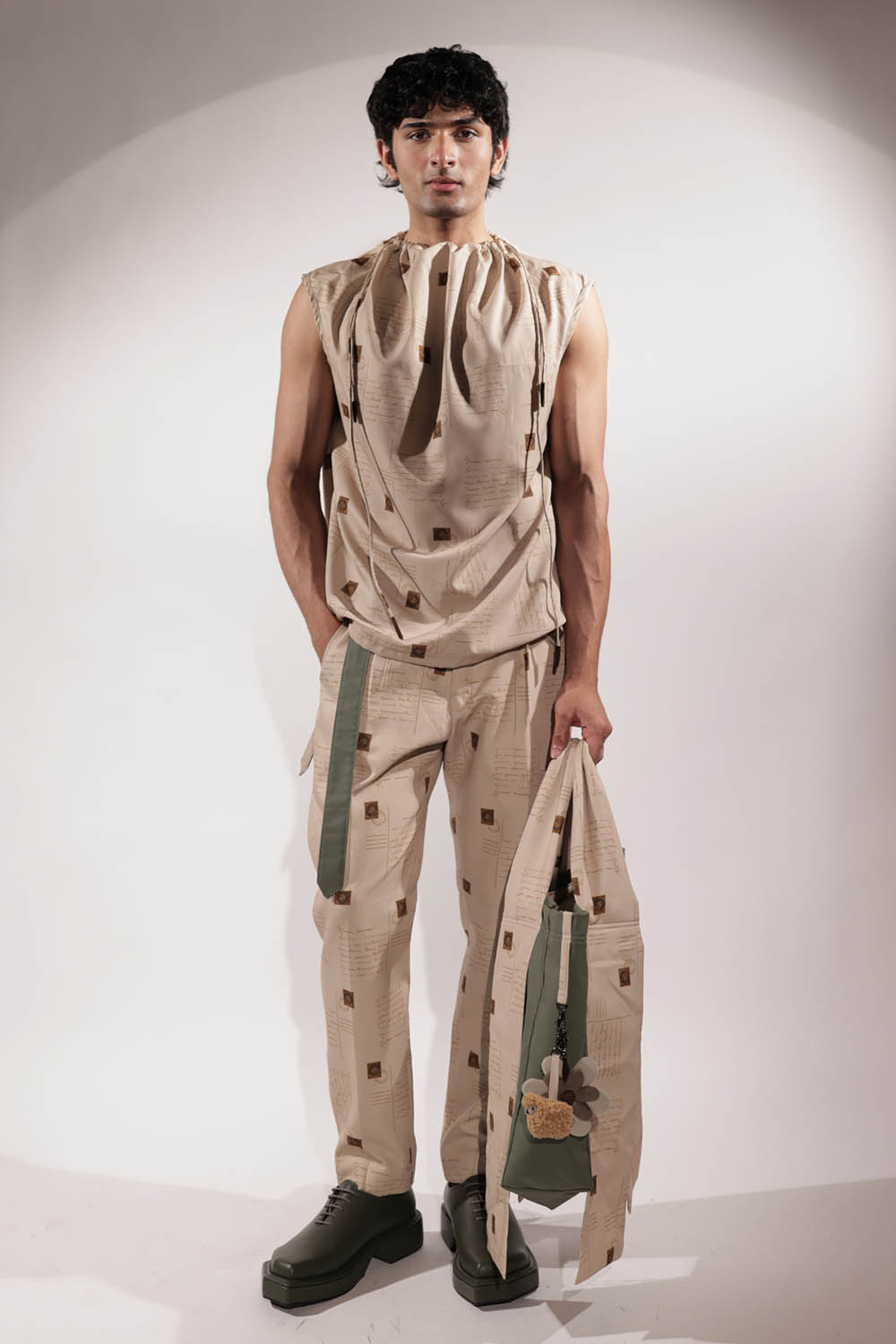 Beige Postcard print Dust Bag Top