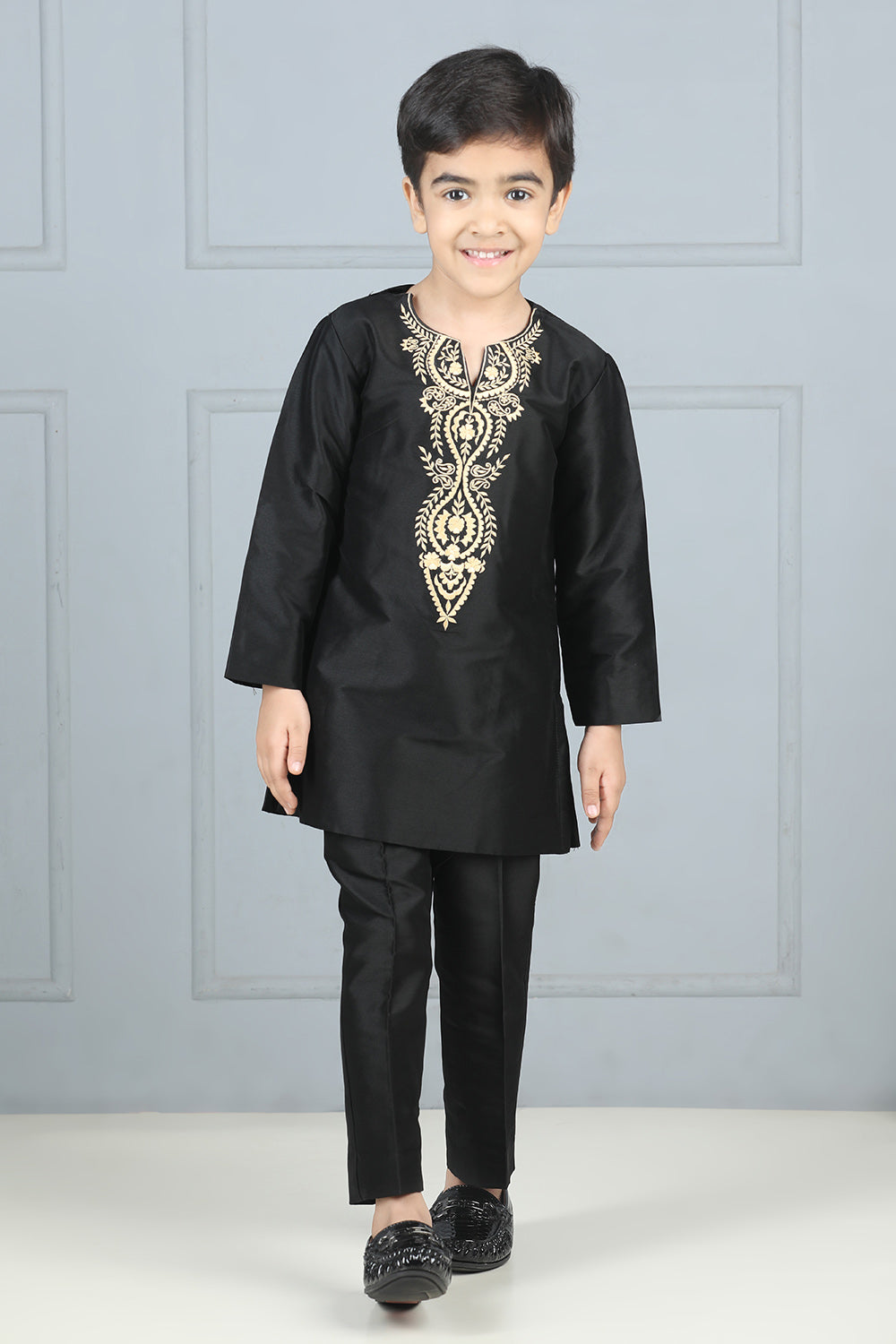 Black Round Neck Kurta with Pajama