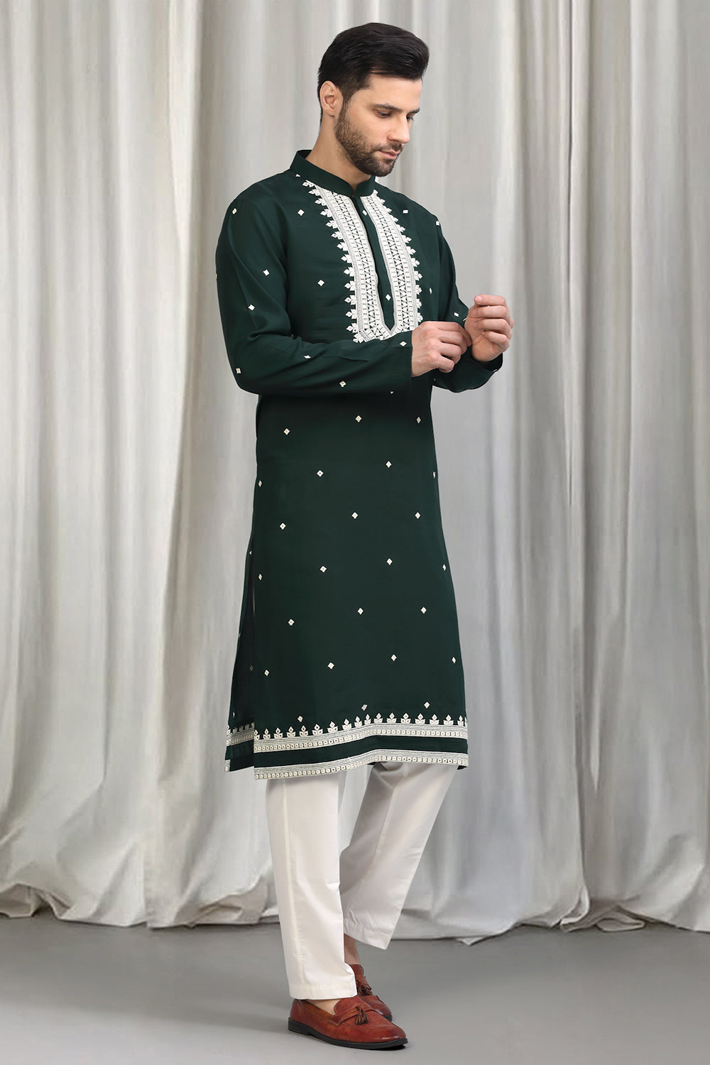 Classic Embroidered Kurta With Back Elastic Pants