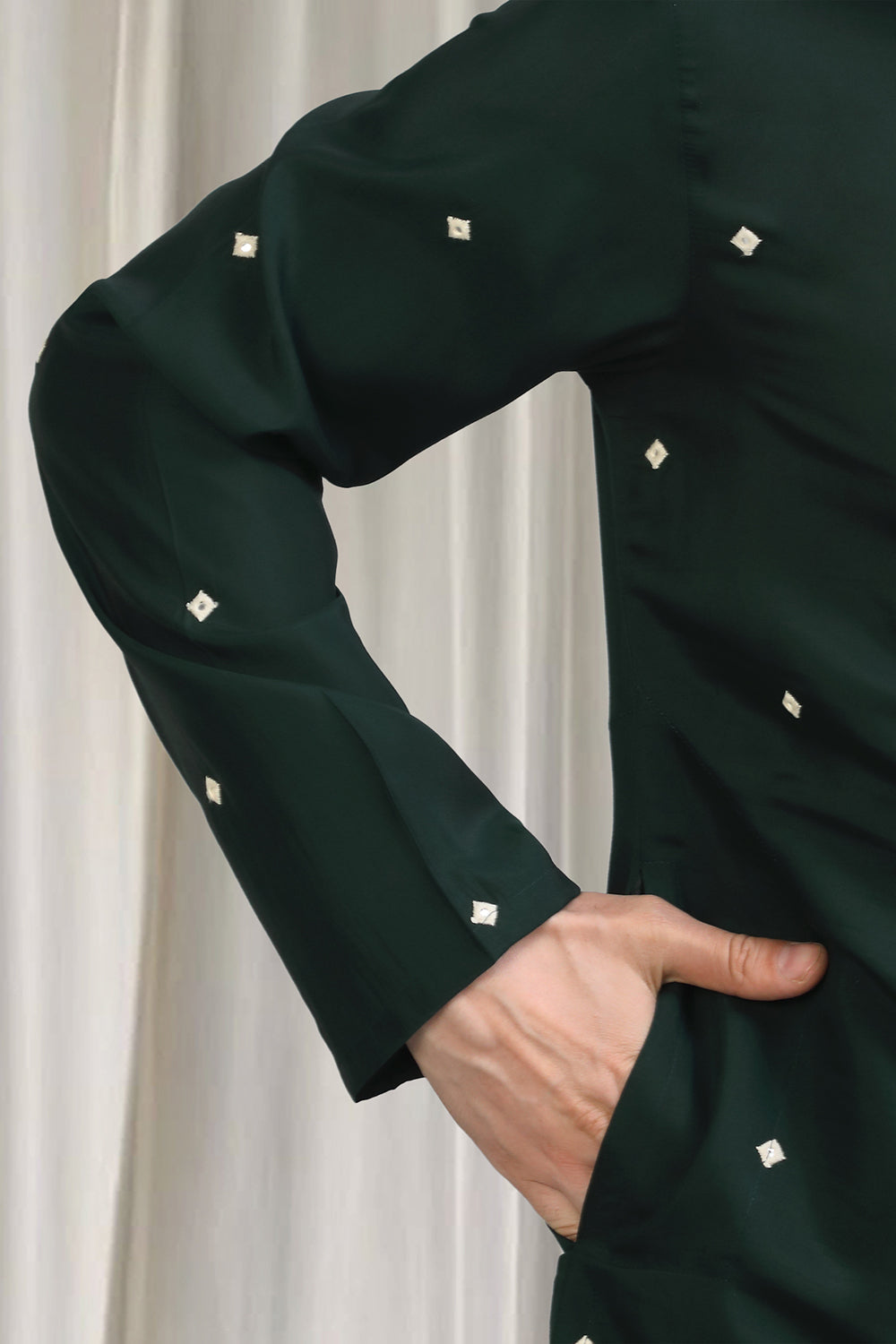 Classic Embroidered Kurta With Back Elastic Pants