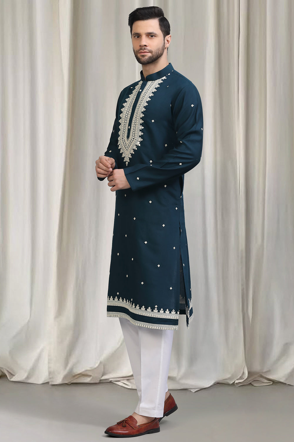 Classic Embroidered Kurta With Back Elastic Pants