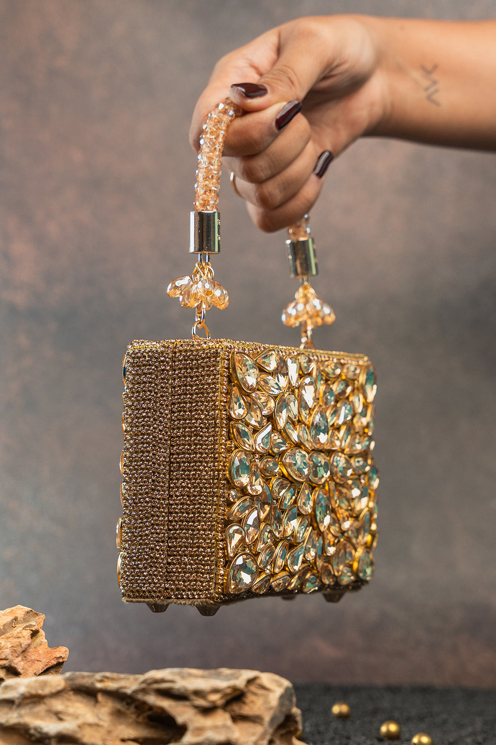 Diamond Casket Gold