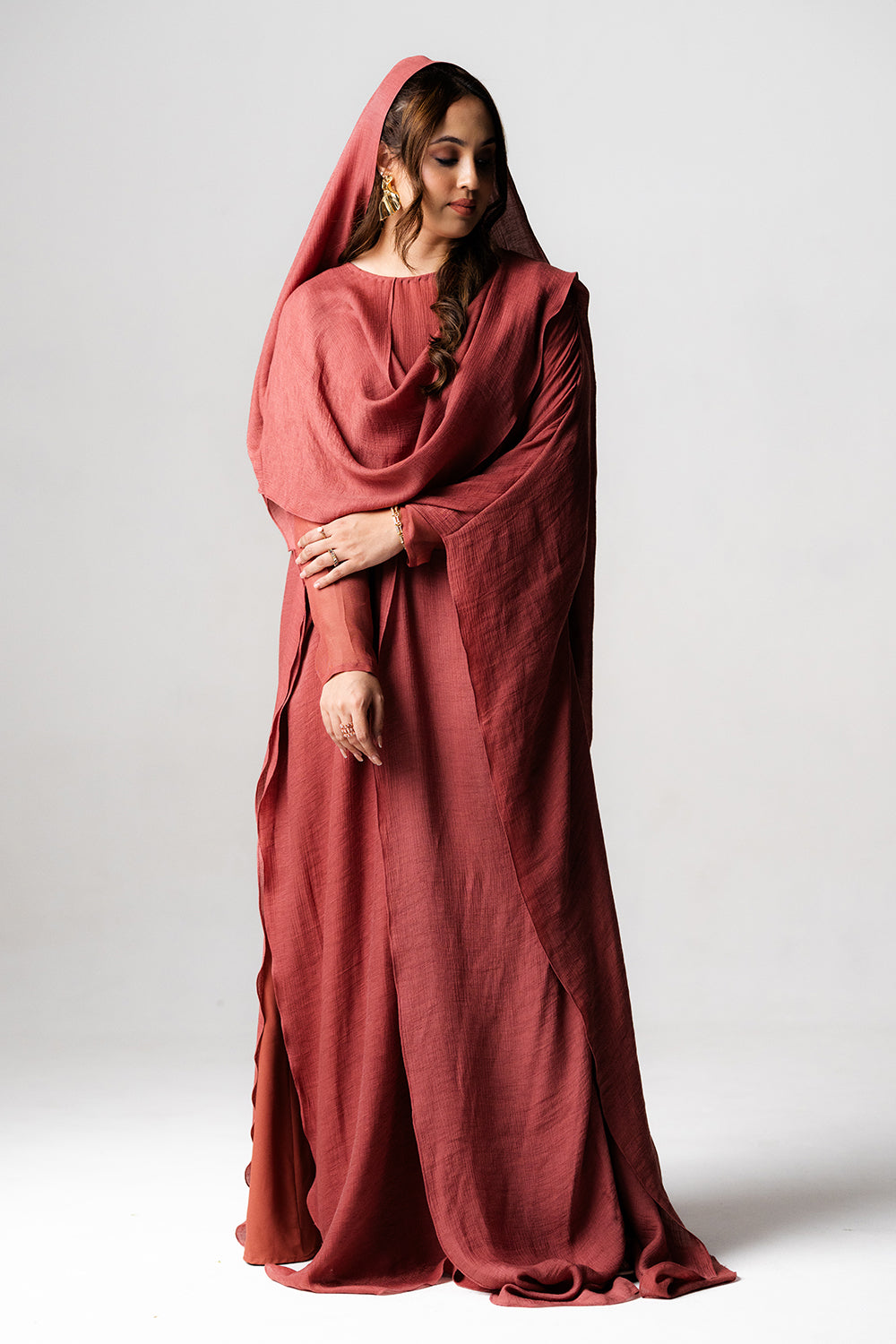 Elegant Flowy Chiffon Kaftan In Dusty Rose