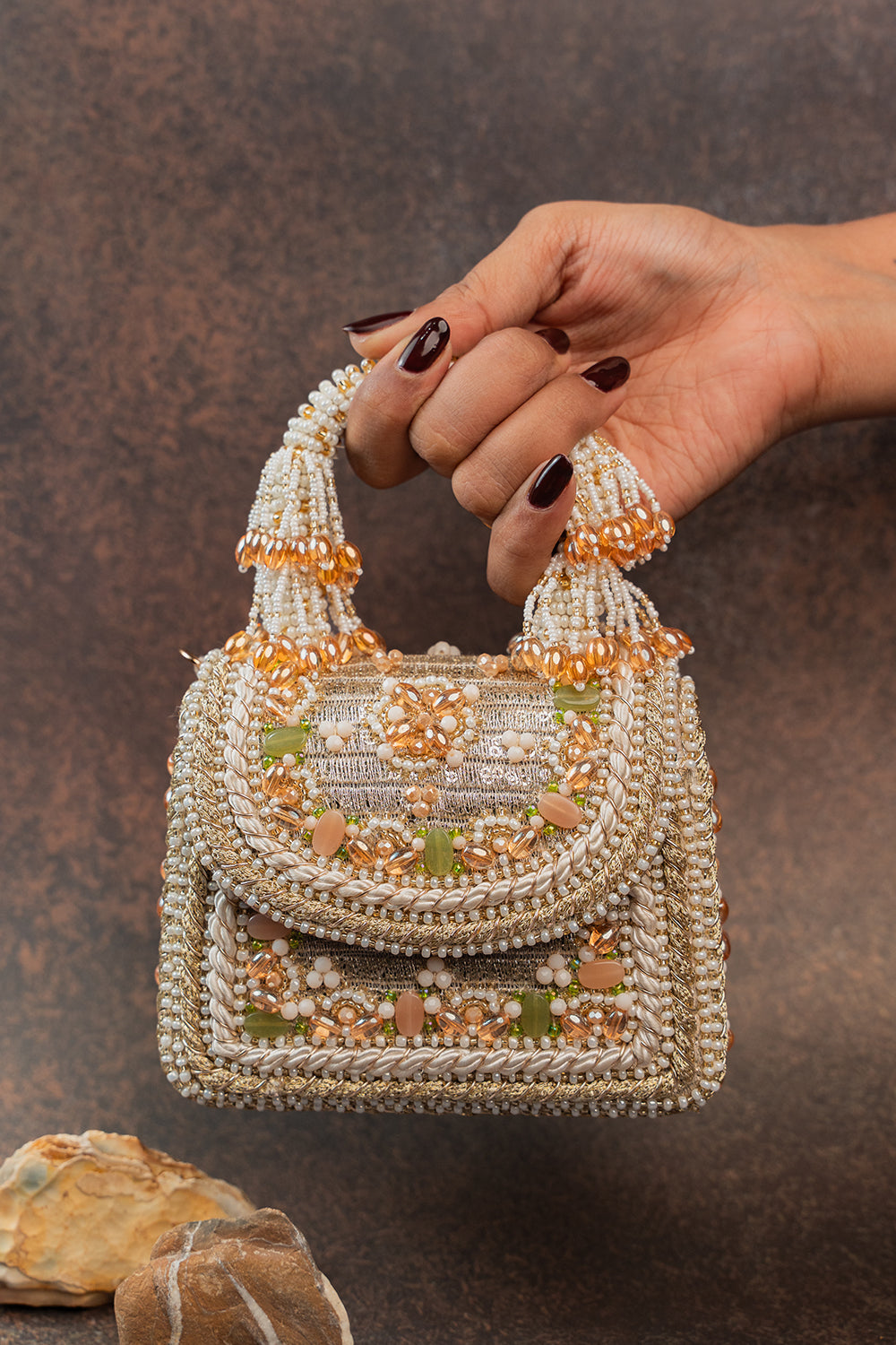 Empress Charm Gold