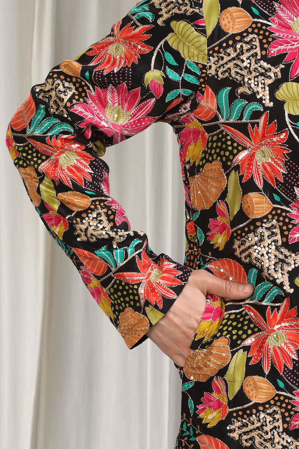Floral Printed Embroidered Kurta Set With Back Elastic Pants