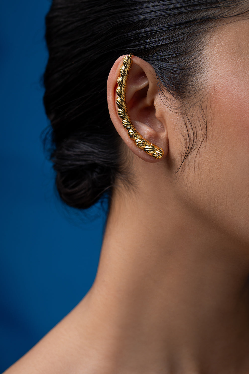 Golden Leaf Tendril Ear Cuff