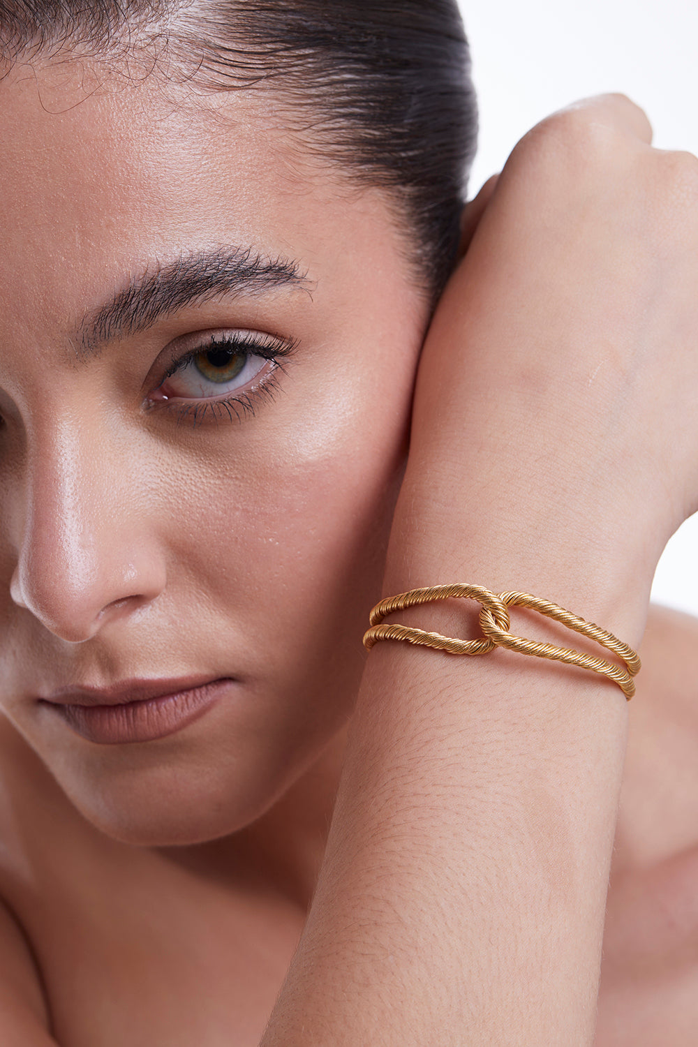 Golden Threaded Interlocked Bracelet
