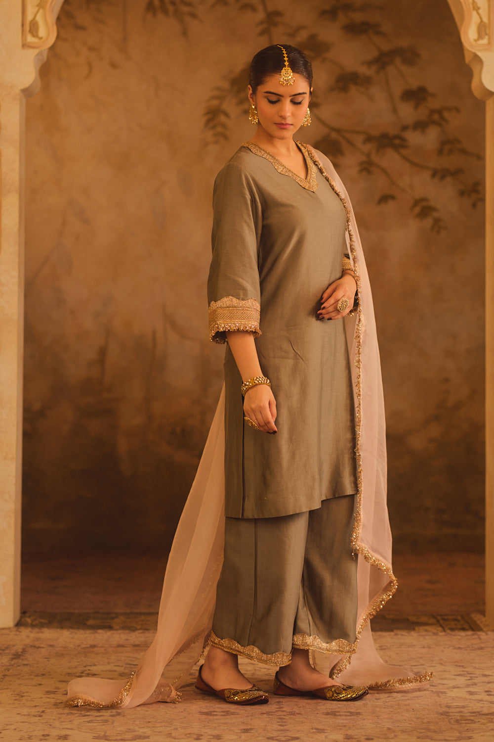 Gulbano Green V-Neck A-Line Kurta Set