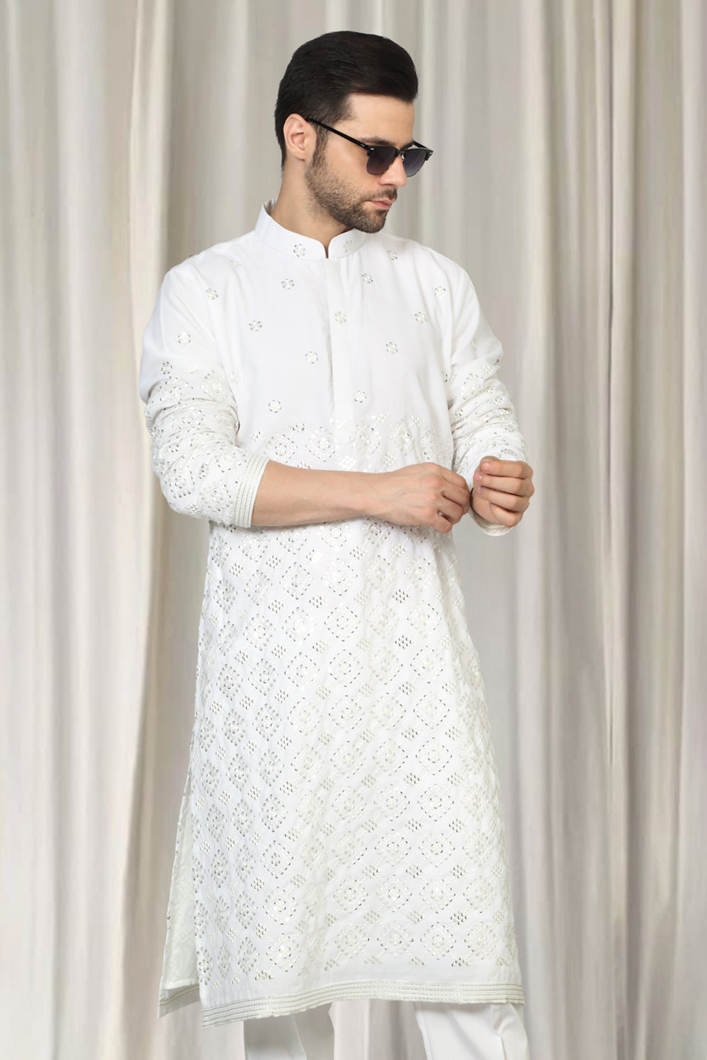 Harsh Mirror Embroidered Kurta With Back Elastic Pants