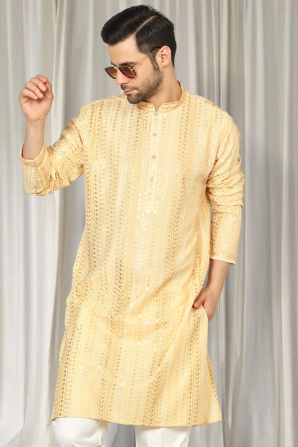 Harshollas Embroidered Kurta With Back Elastic Pants