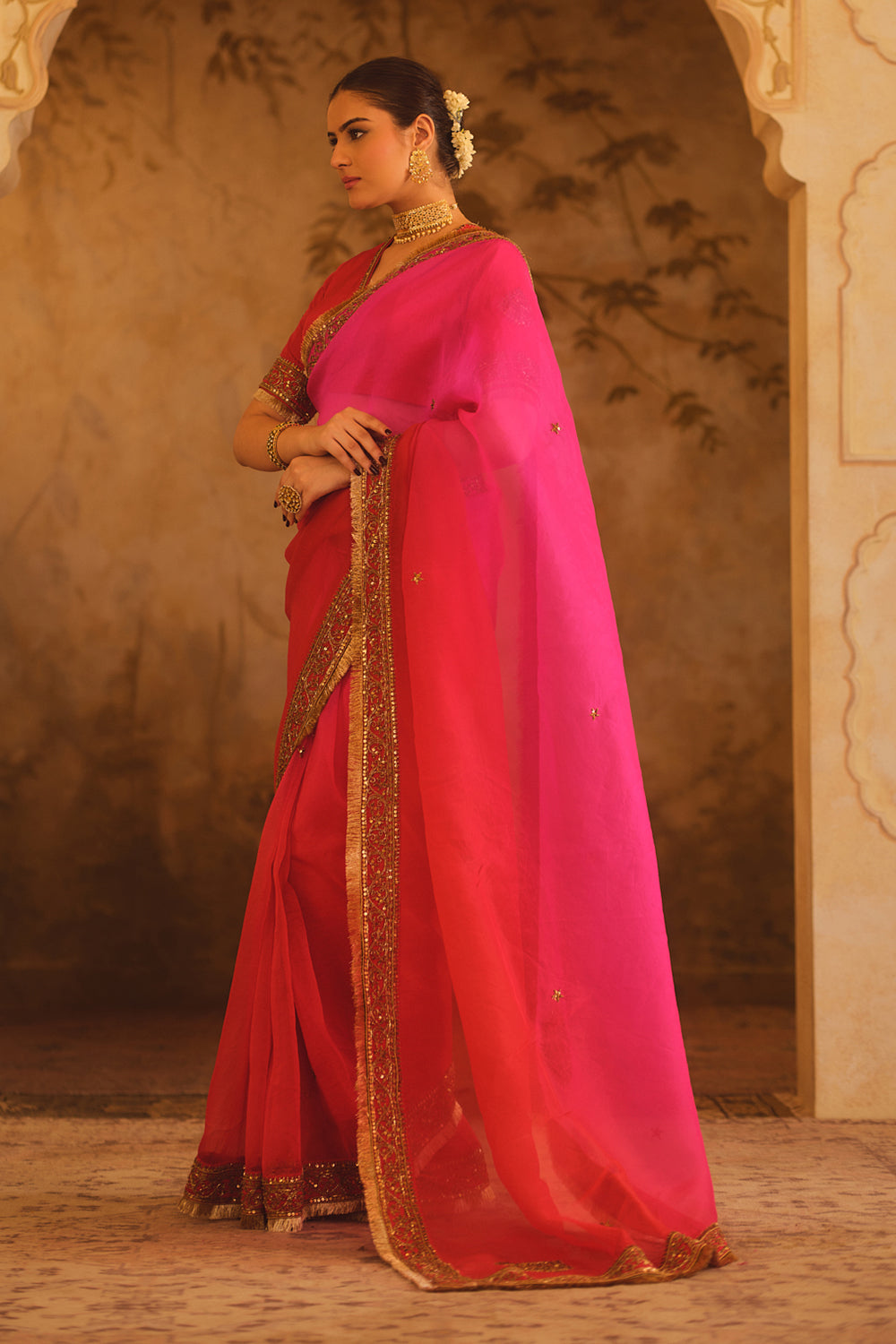 Hooe-E-Mahal Red & Pink Ombre Organza Saree