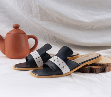 Noir Mule Flats - Black