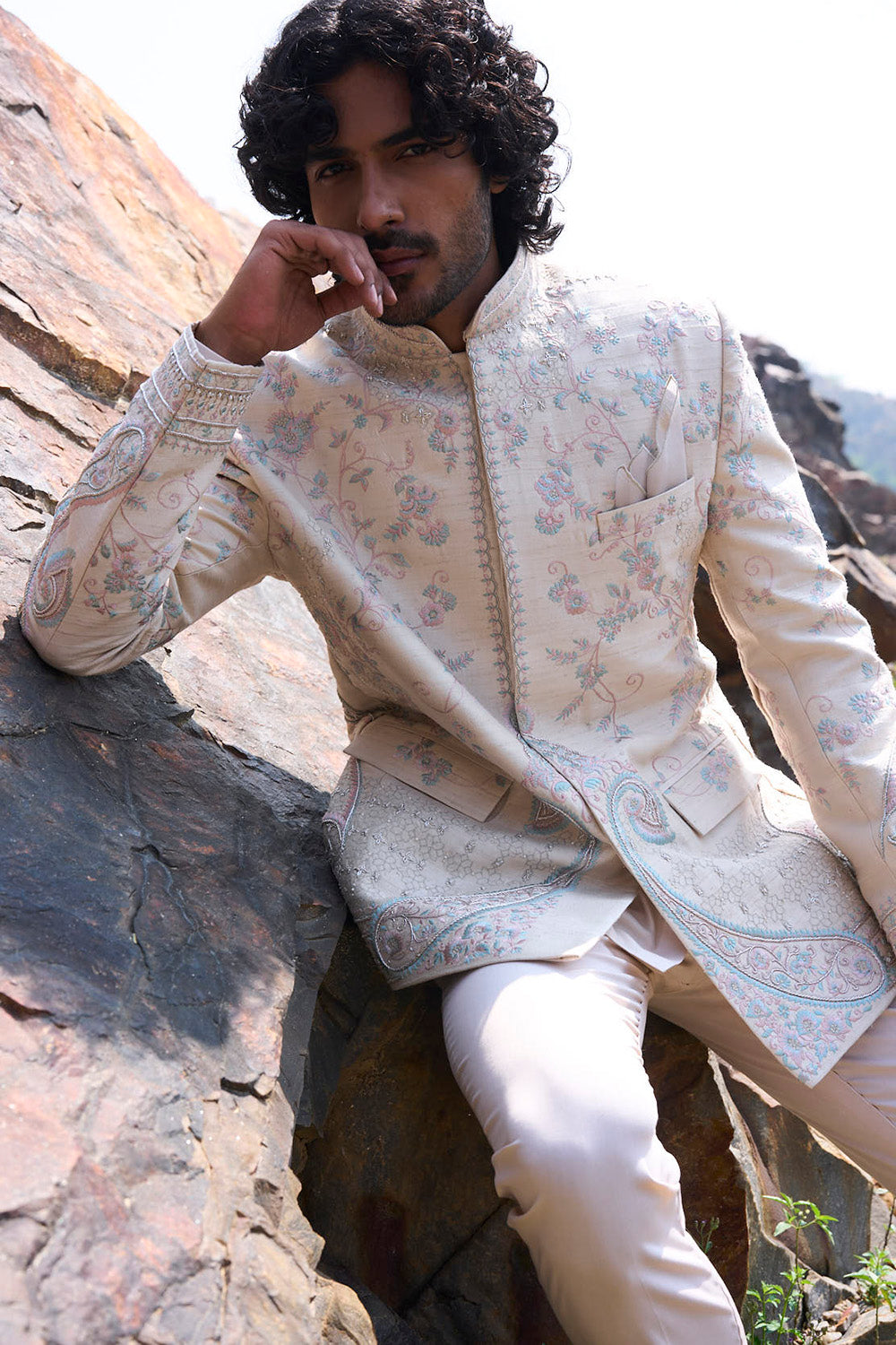 Ivory Pasiley Creeper Geometric Multithread Bandhgala Set