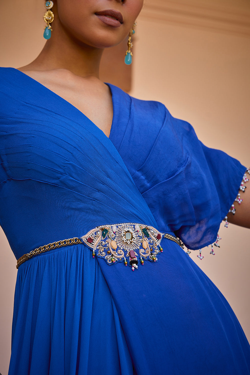 Jewel encrusted and embroidered free size belt