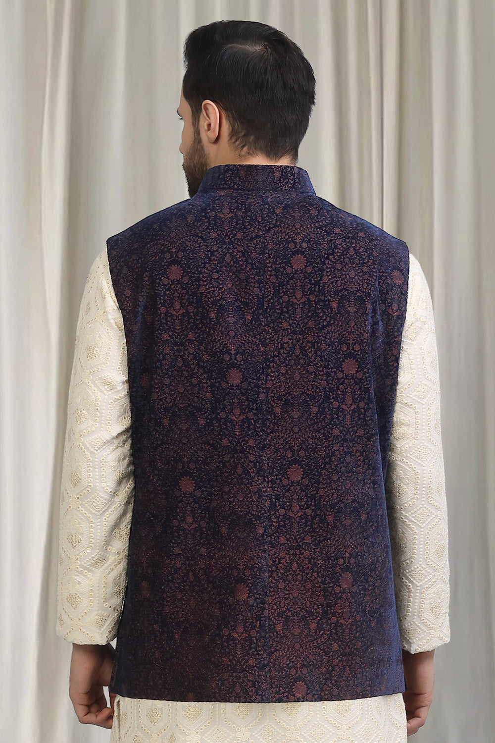 Khaas Intricate Embroidered Velvet Bandi Only