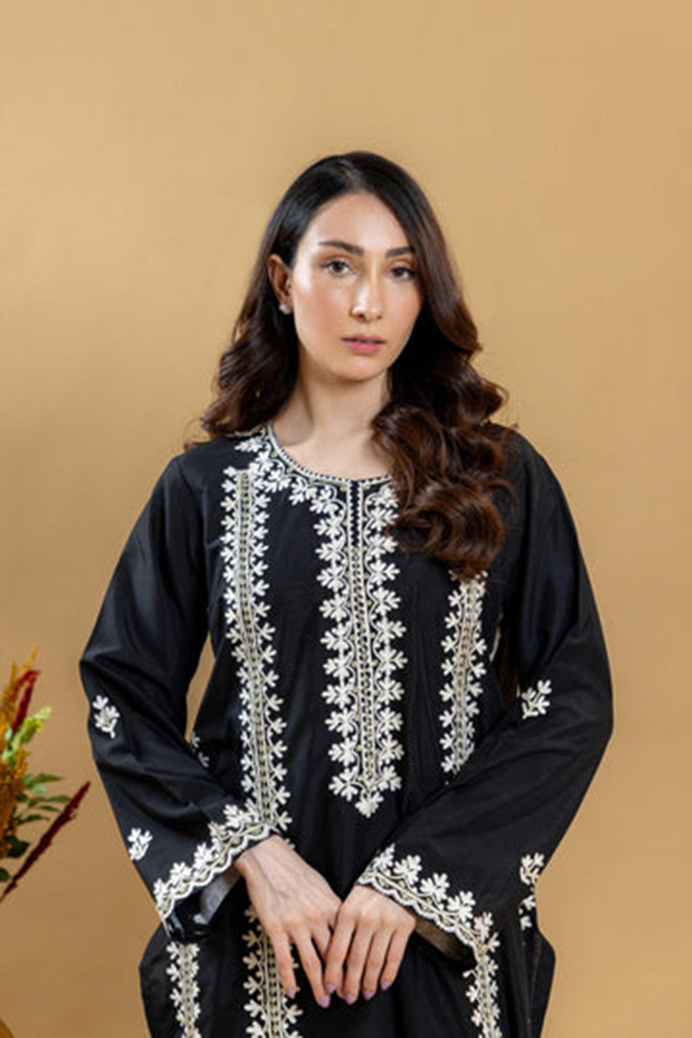Khushboo & Pankaj Noir Ivory Embroidered Suit Set