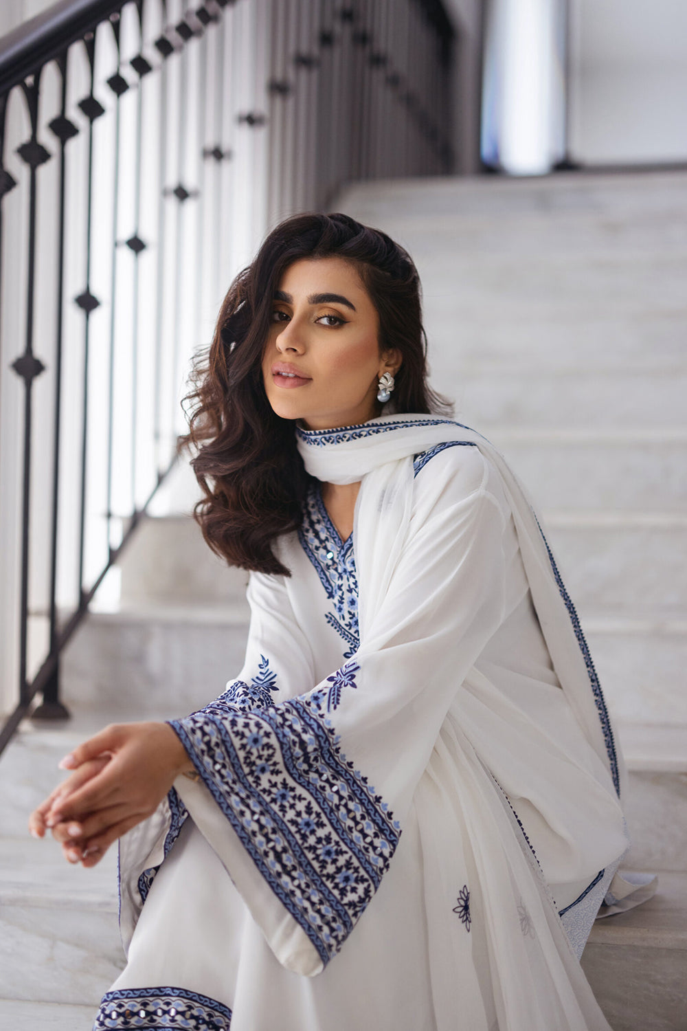 Khushboo & Pankaj White Women Embroidered Kurta Pant Dupatta Set