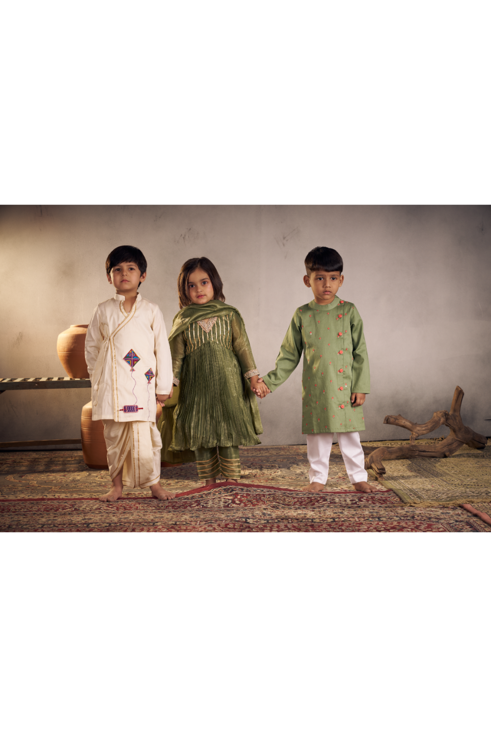 WHITE KITE DHOTI SET