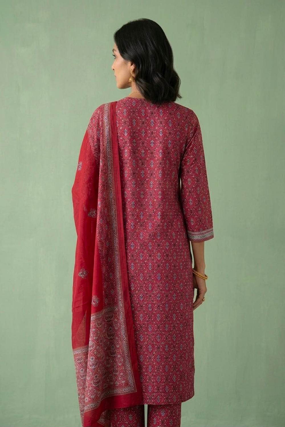 Mahroon embroidered kurta set along with dupatta