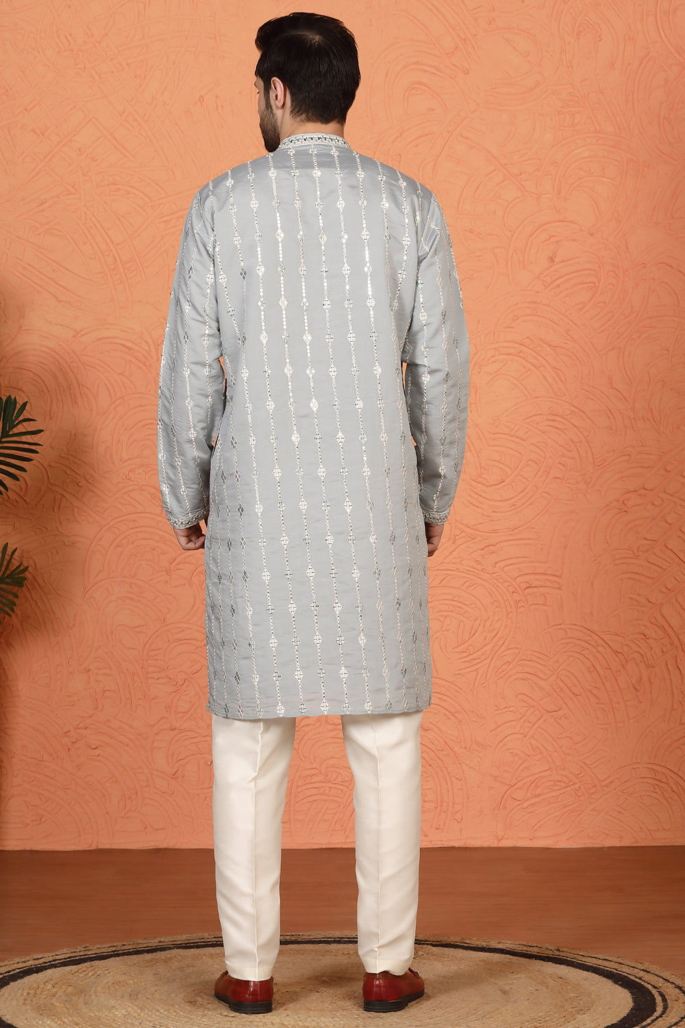 Mayuresh Mirror Embroidered Kurta with Back Elastic Pants
