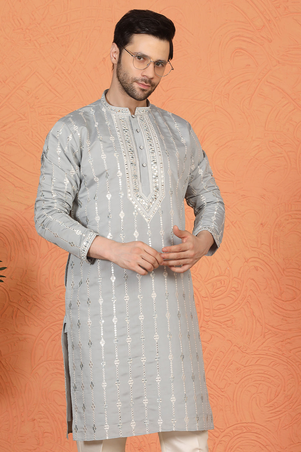 Mayuresh Mirror Embroidered Kurta with Back Elastic Pants