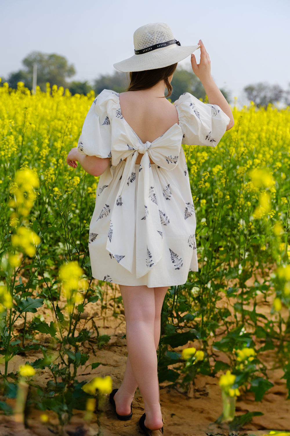 Monochrome Fern Short Bow Dress