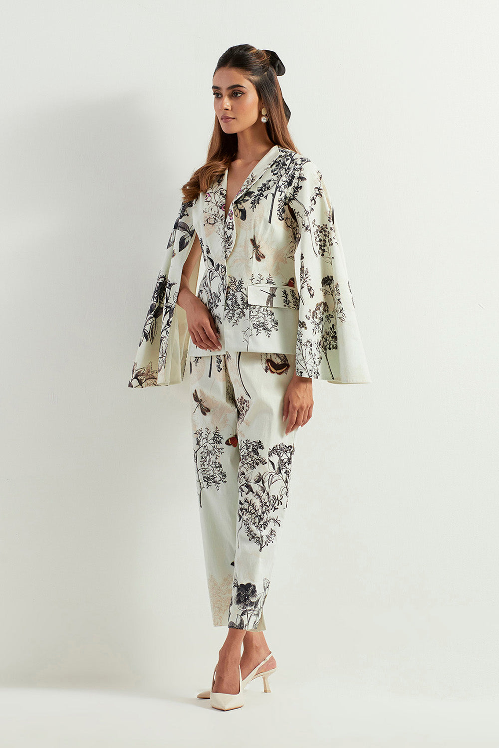 Multi Colour Jacket And Pants
