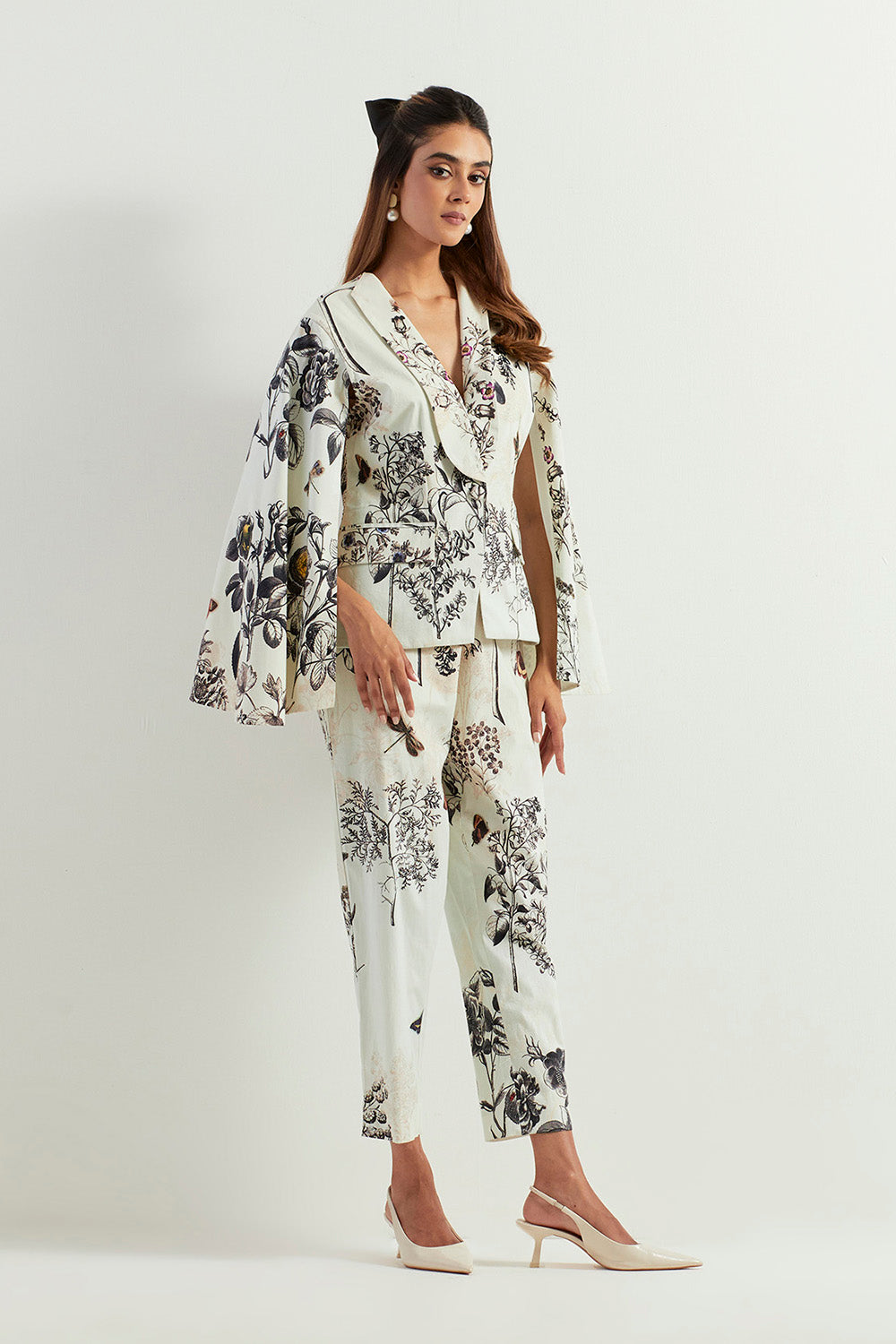 Multi Colour Jacket And Pants
